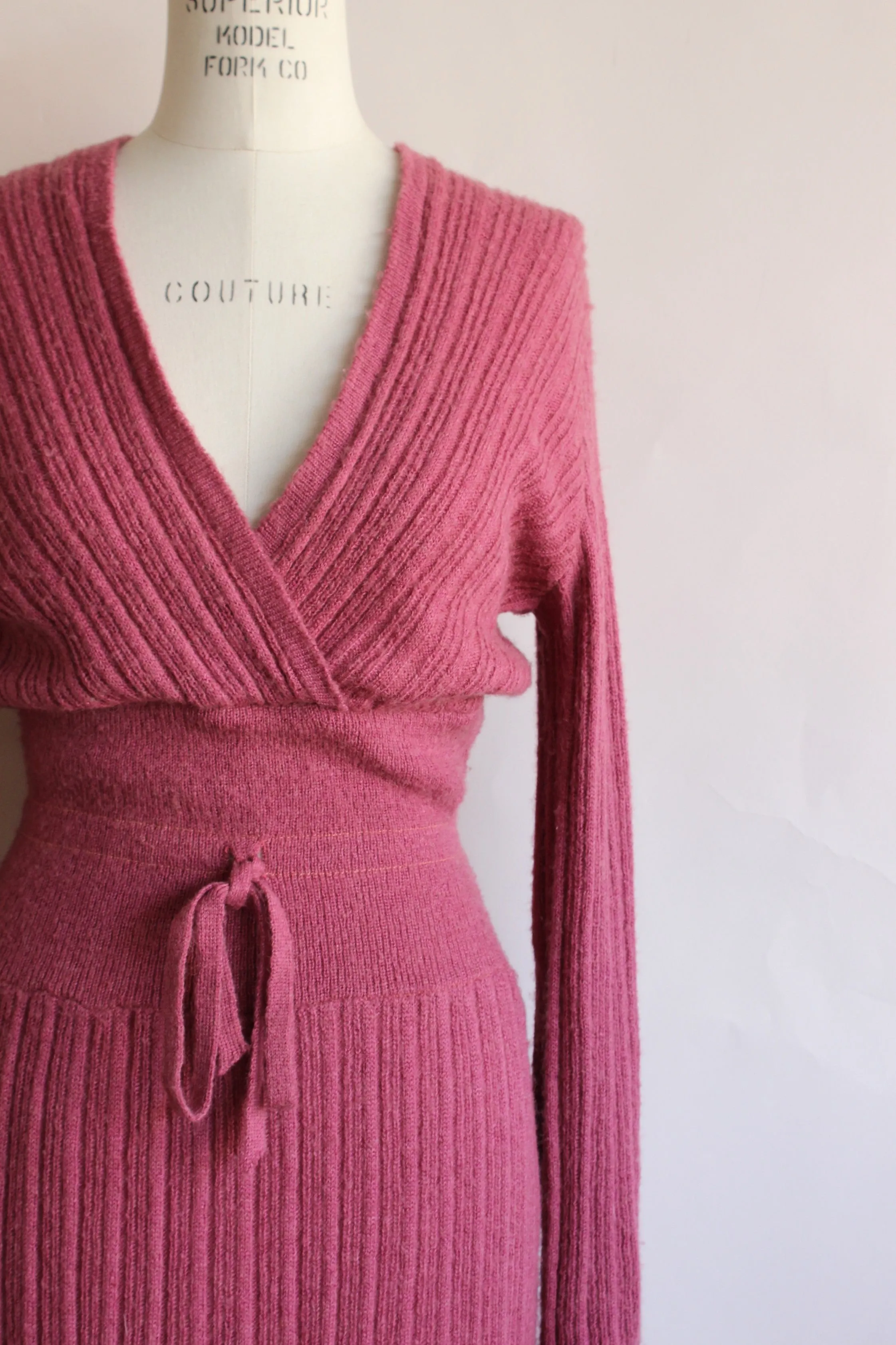 Vintage 1970s Mauve Knitt Dress